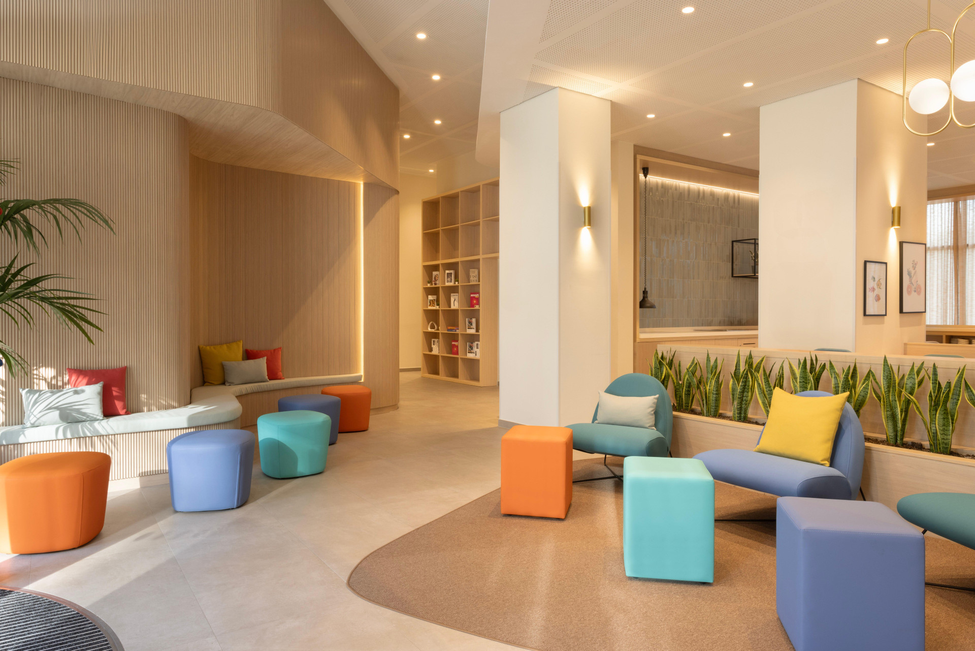 Vista Lobby Staybridge Suites & Apartments Malaga by IHG