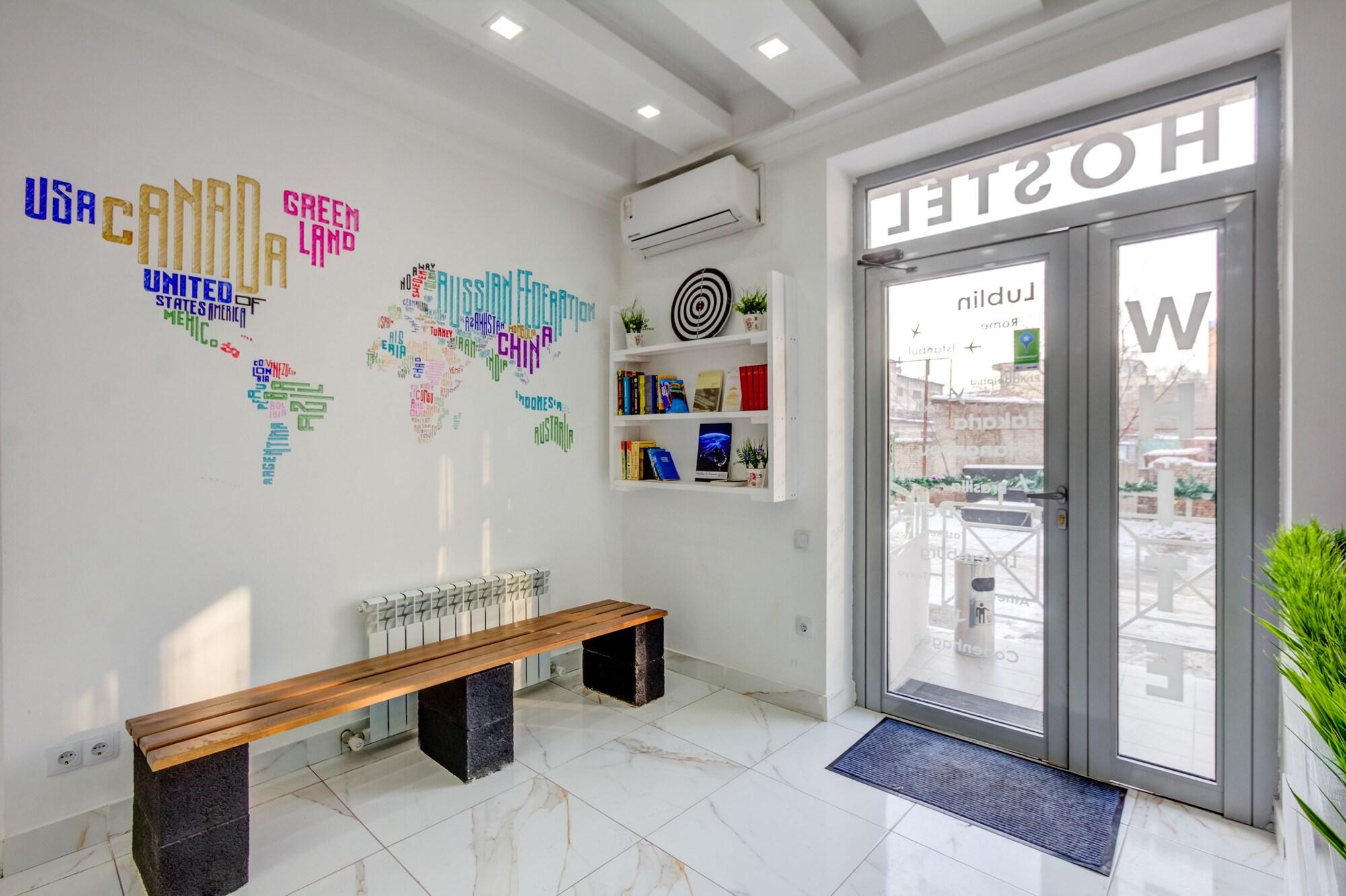 Vista Lobby White Hotel & Hostel