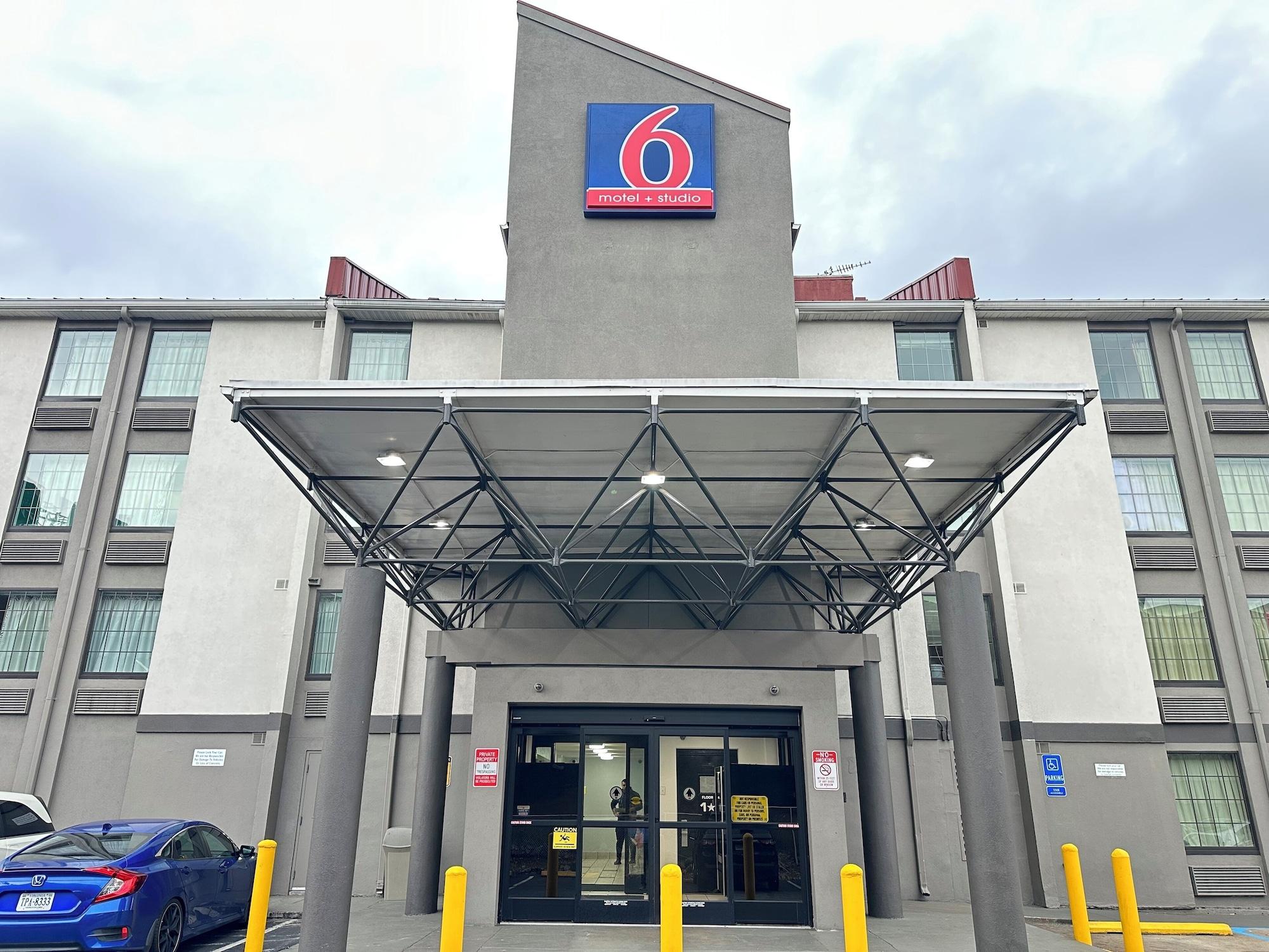 Varios Motel 6 Springfield, VA - Washington DC Southwest