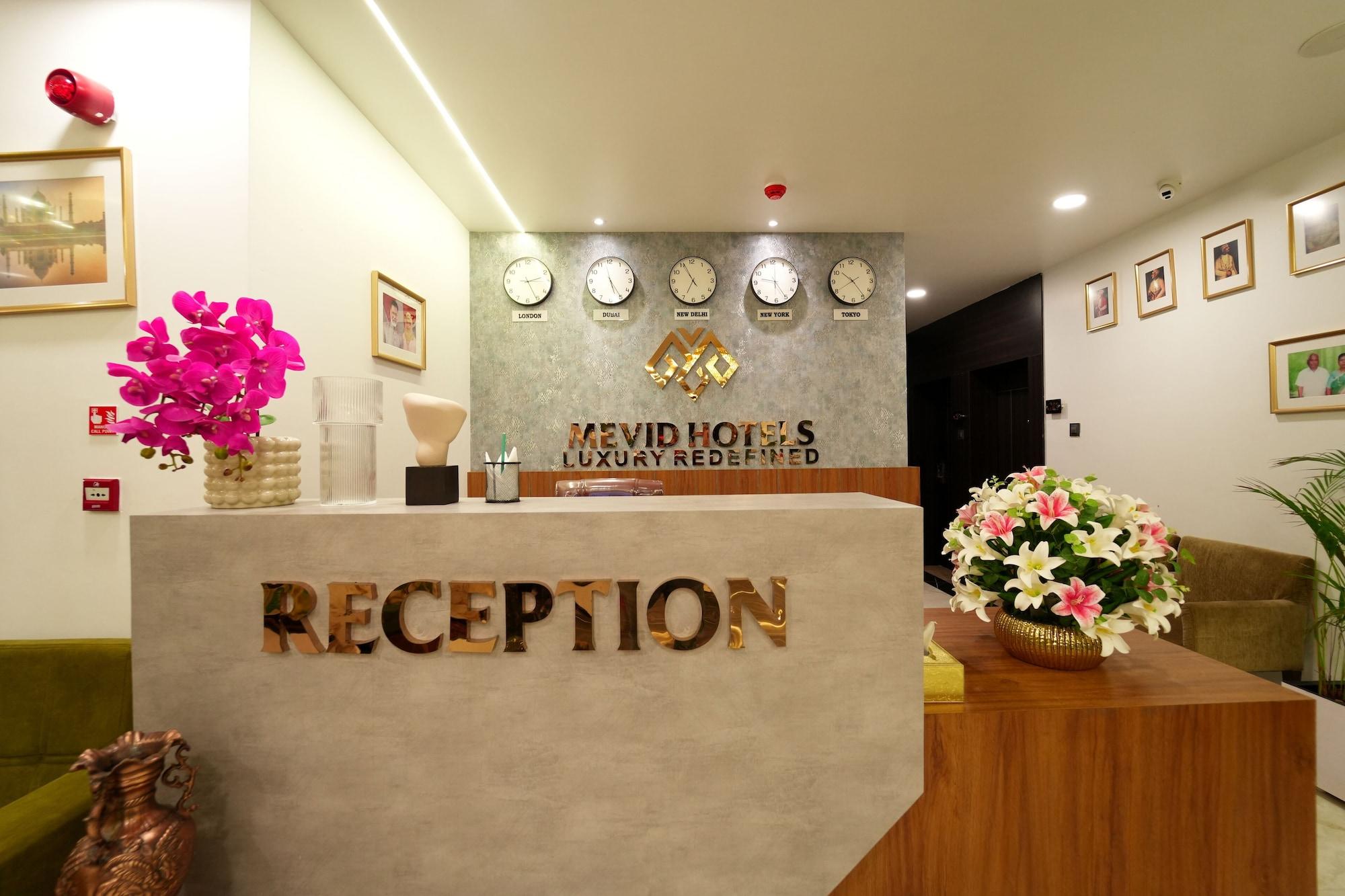 Vista Lobby Mevid hotels