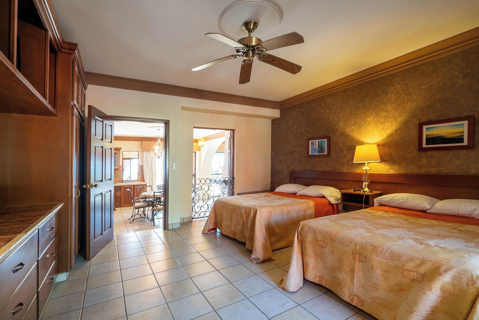 Habitación Hotel Palmas De Cortez