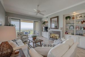 Alquiler Vacacional - A WOW! Pristine, private oceanfront. Luxury 7 unit boutique bldg.. St Aug close