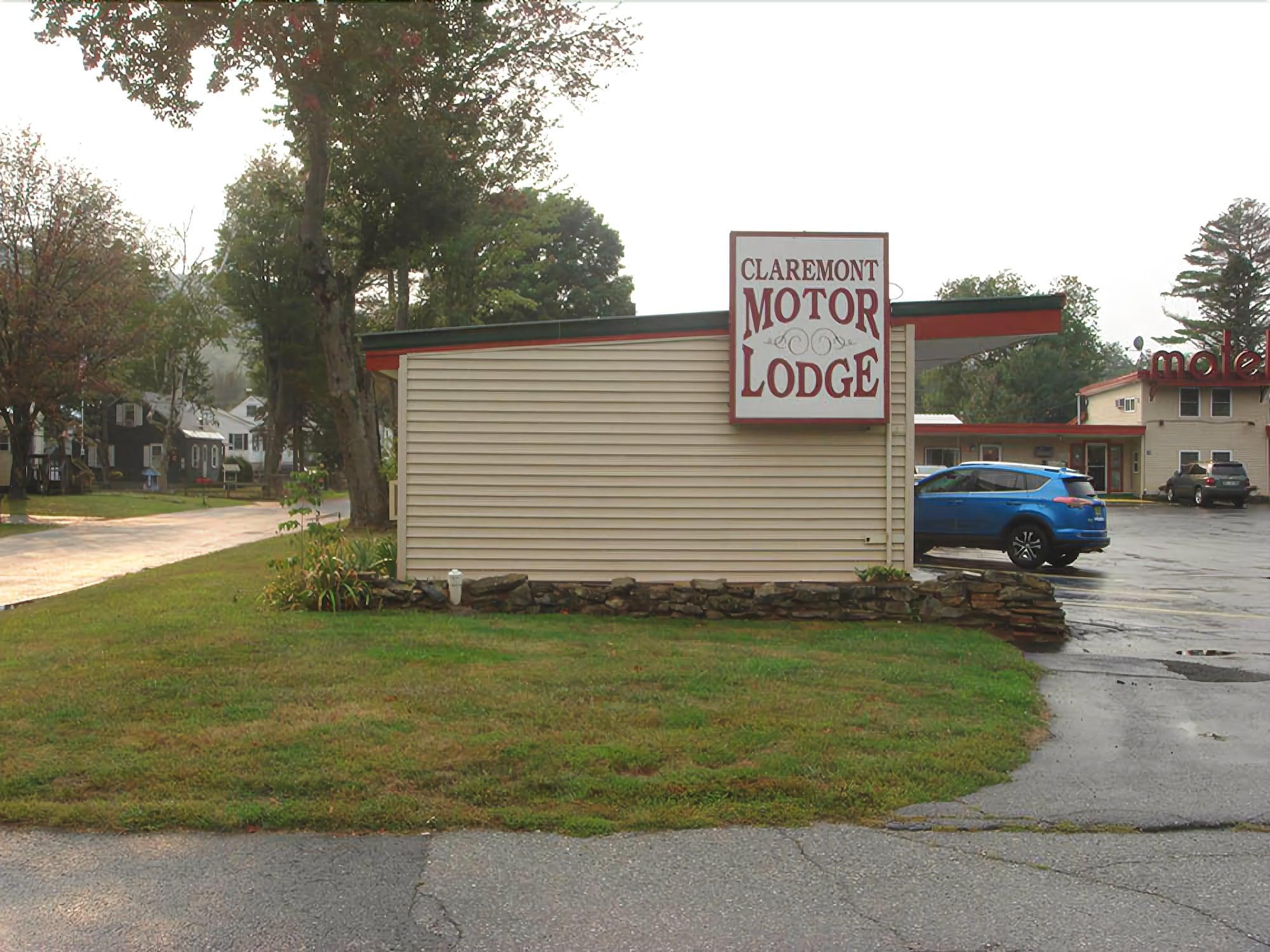 Varios Claremont Motor Lodge