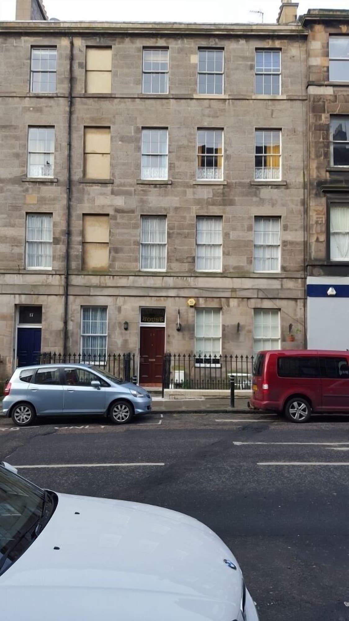 Vista Exterior Sakura Edinburgh Guest House