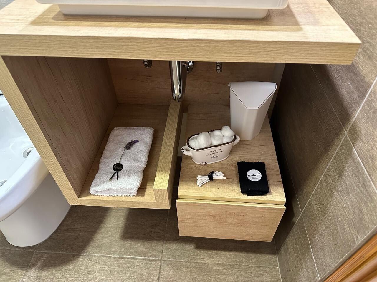 Equipamiento de Habitación Ayres home