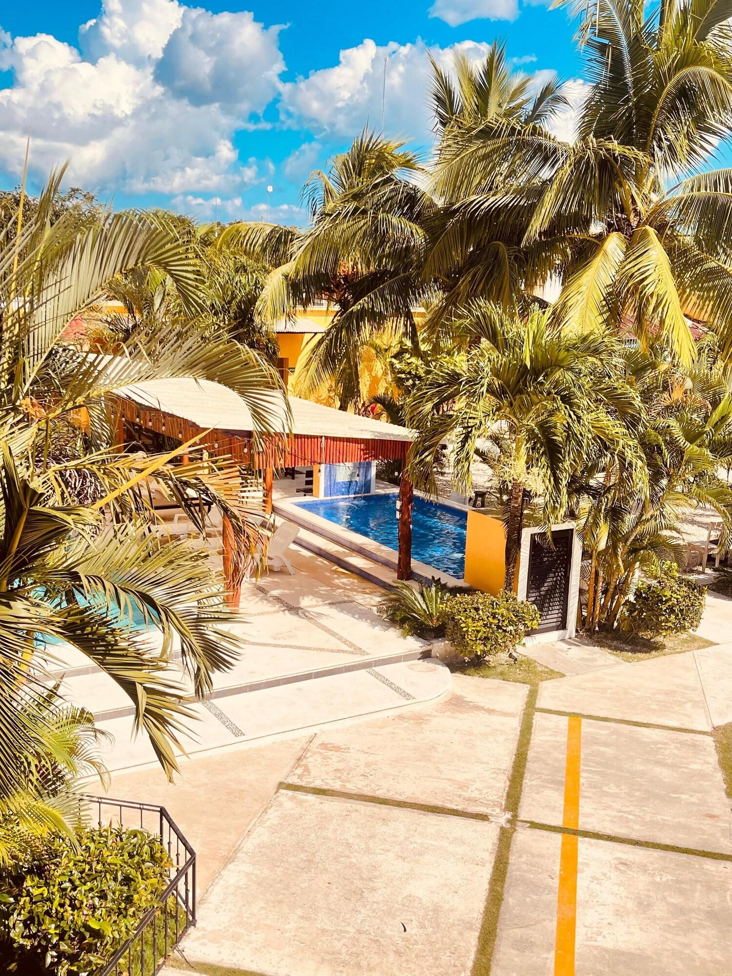 Vista Exterior Hotel Scarlette