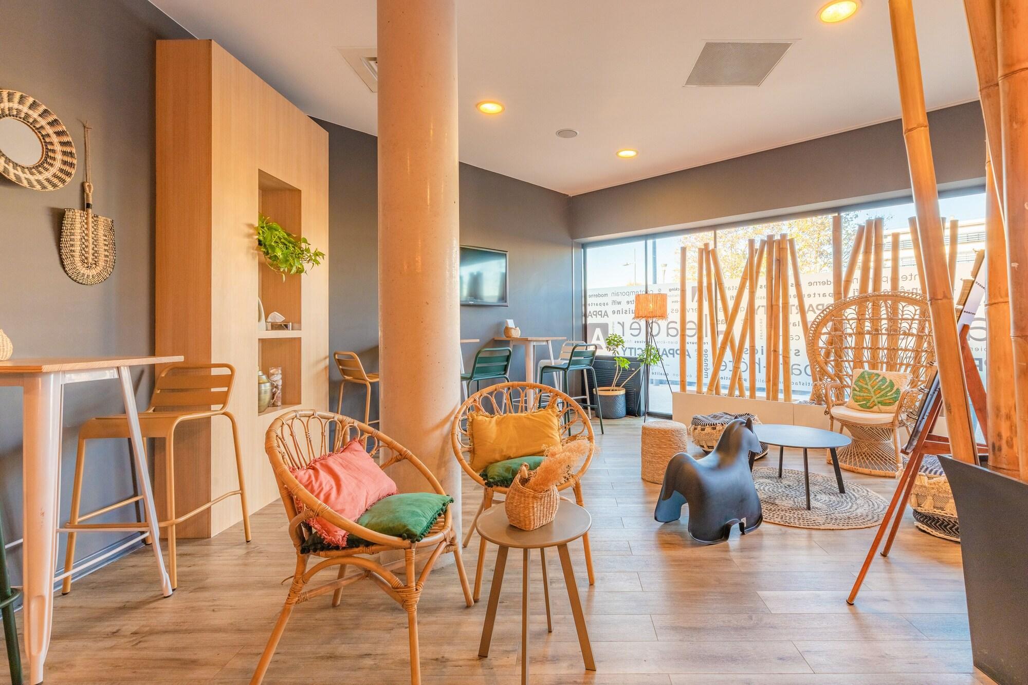Vista Lobby Appart'City Confort Montpellier Millénaire