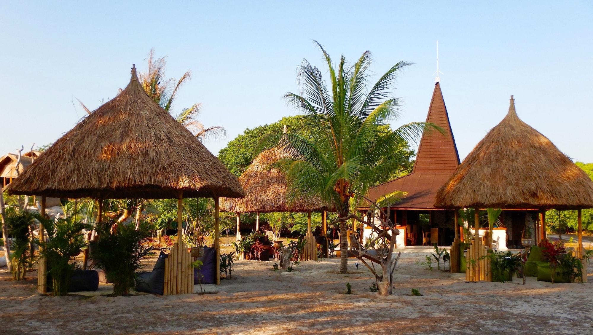 Vista Exterior Eco Resort Sumba Dream