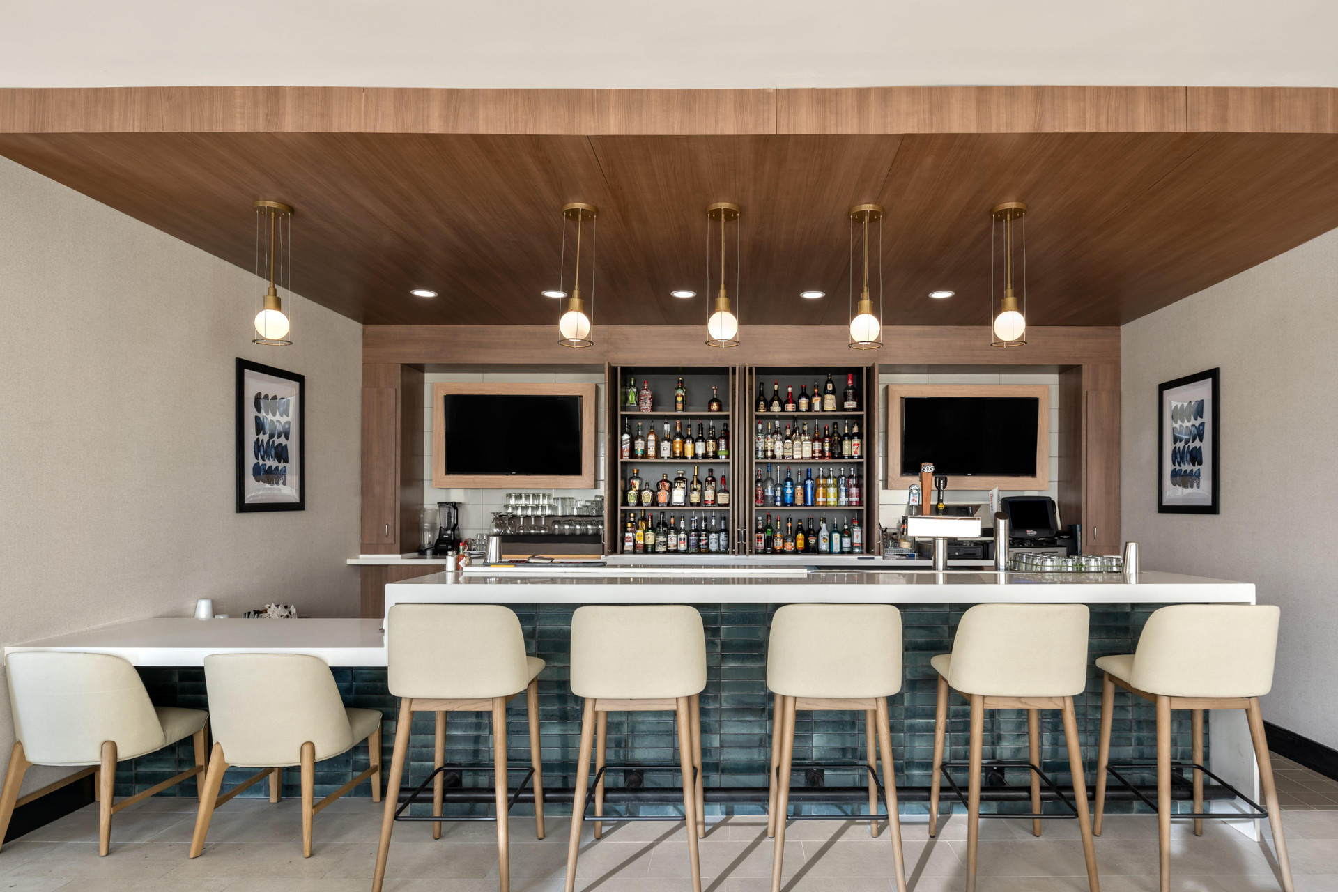 Bar/Salón Holiday Inn Ontario by IHG