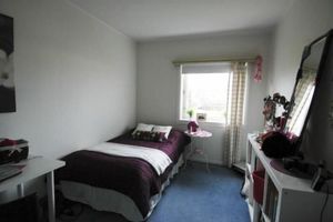 Alquiler Vacacional - StayPlus Four-Bedroom Holiday House