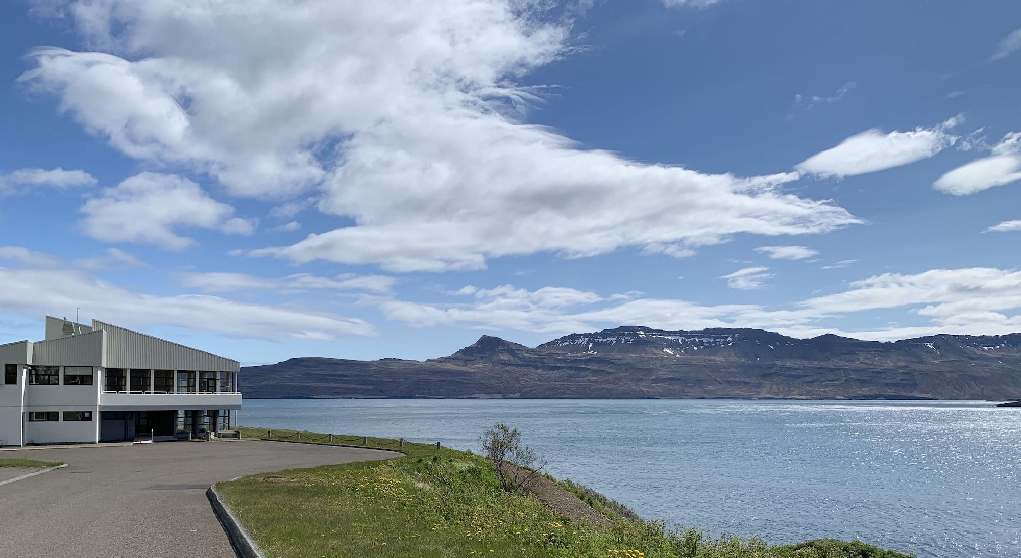 Vista Exterior The Cliff Hotel