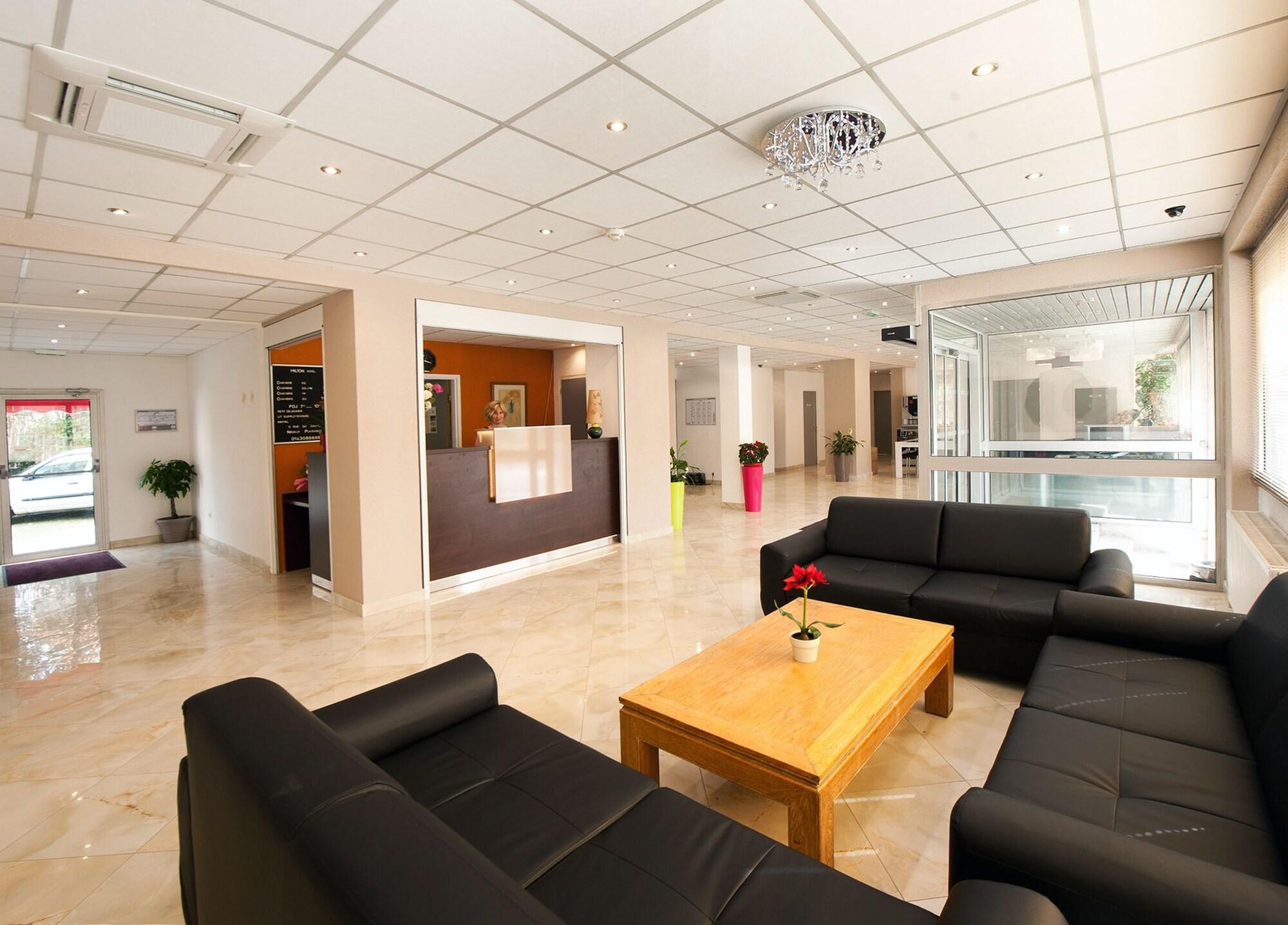 Vista Lobby Hotel Milton (ex Gis Hotel)