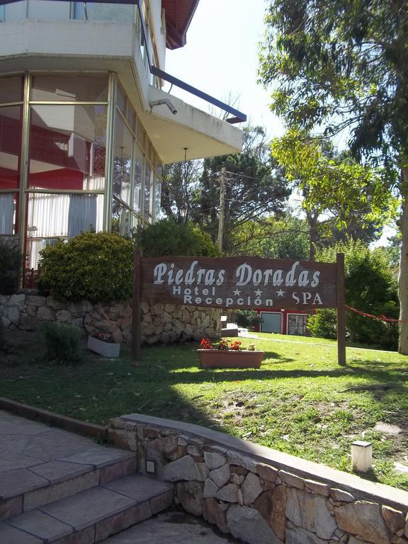 Vista Exterior Hotel Piedras Doradas