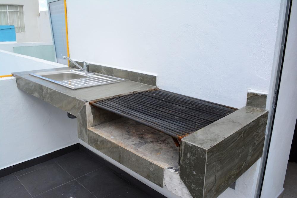 Instalaciones Recreativas Hostal Be Condesa