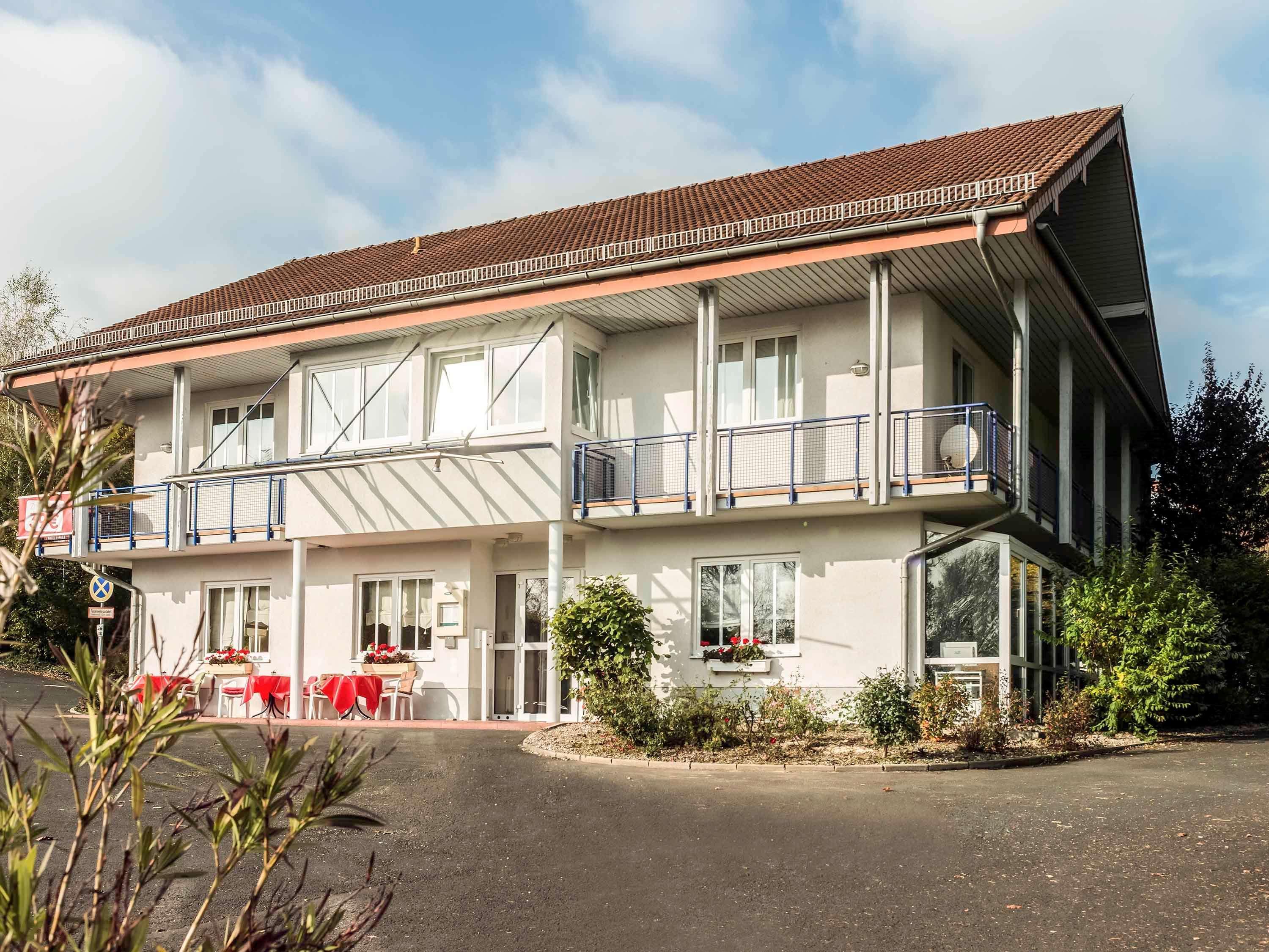 Vista Exterior ibis Kassel Melsungen