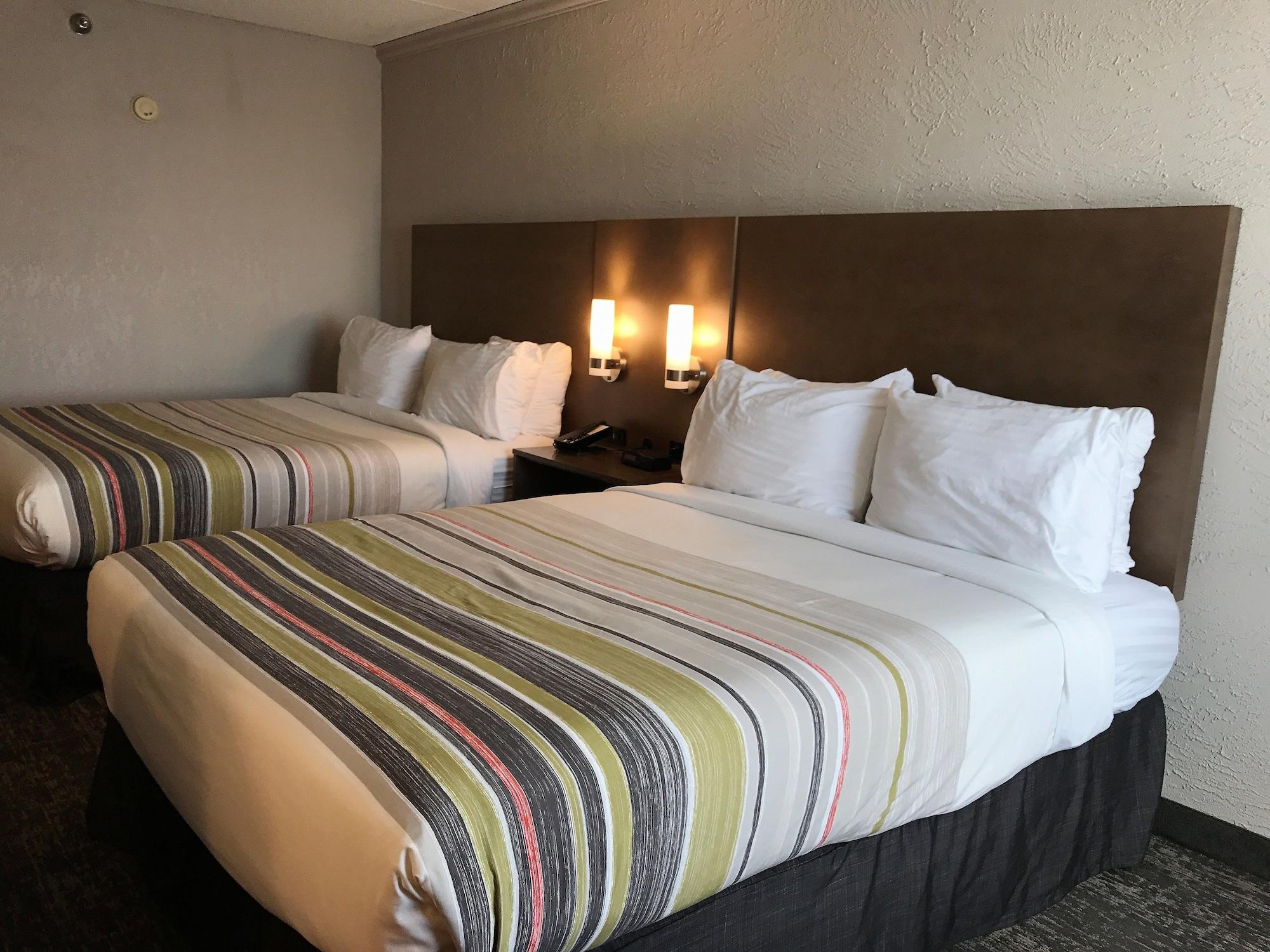 Habitación Country Inn & Suites by Radisson, Mt. Pleasant-Racine West, WI