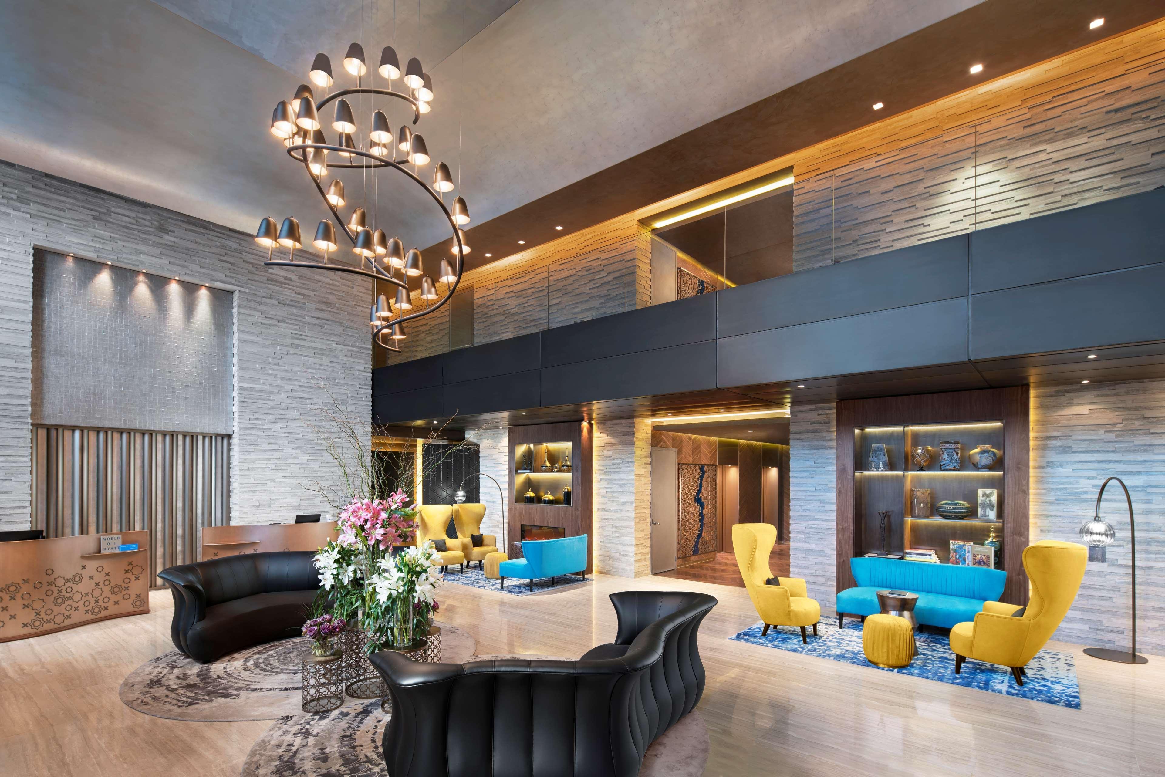 Vista Lobby Hyatt Centric Levent Istanbul