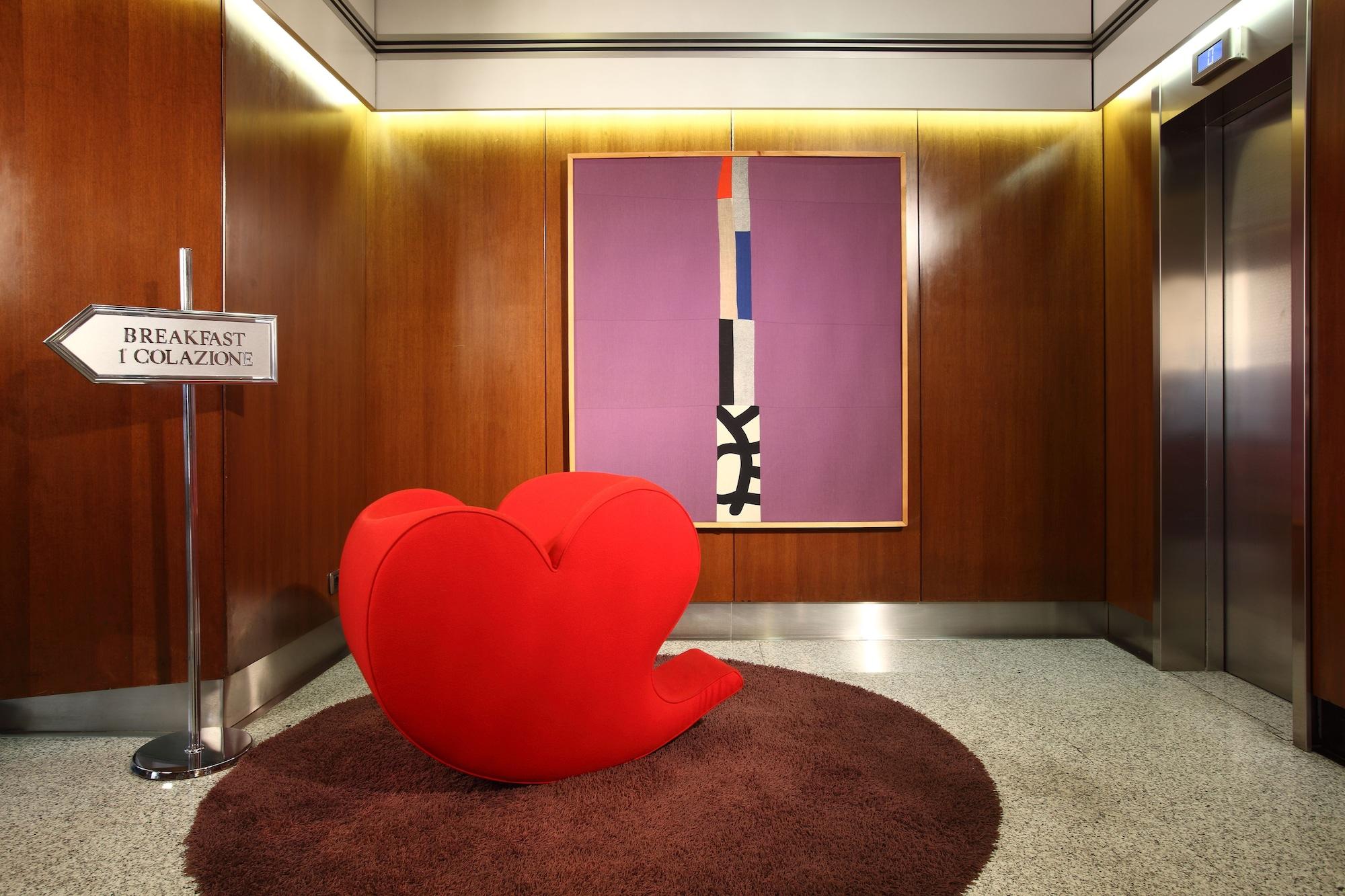 Vista Lobby Hotel Mediolanum