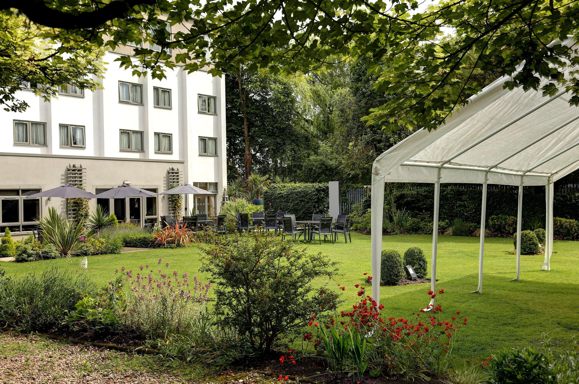 Vista Exterior Best Western Plus Pinewood Manchester Airport-Wilm