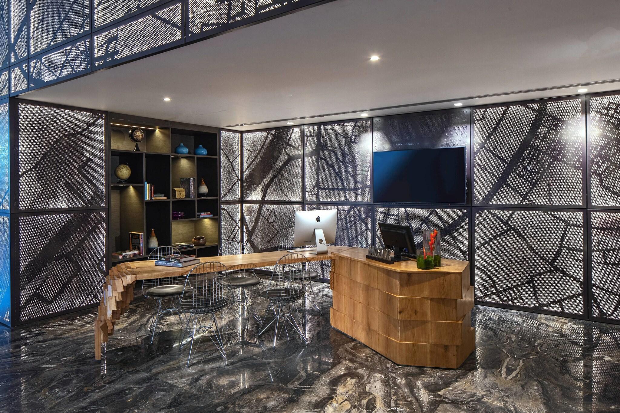 Vista Lobby Renaissance Ahmedabad SG Highway