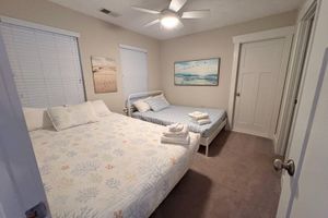 Alquiler Vacacional - Virginia Beach 4BR • Theater Room + Near Beach