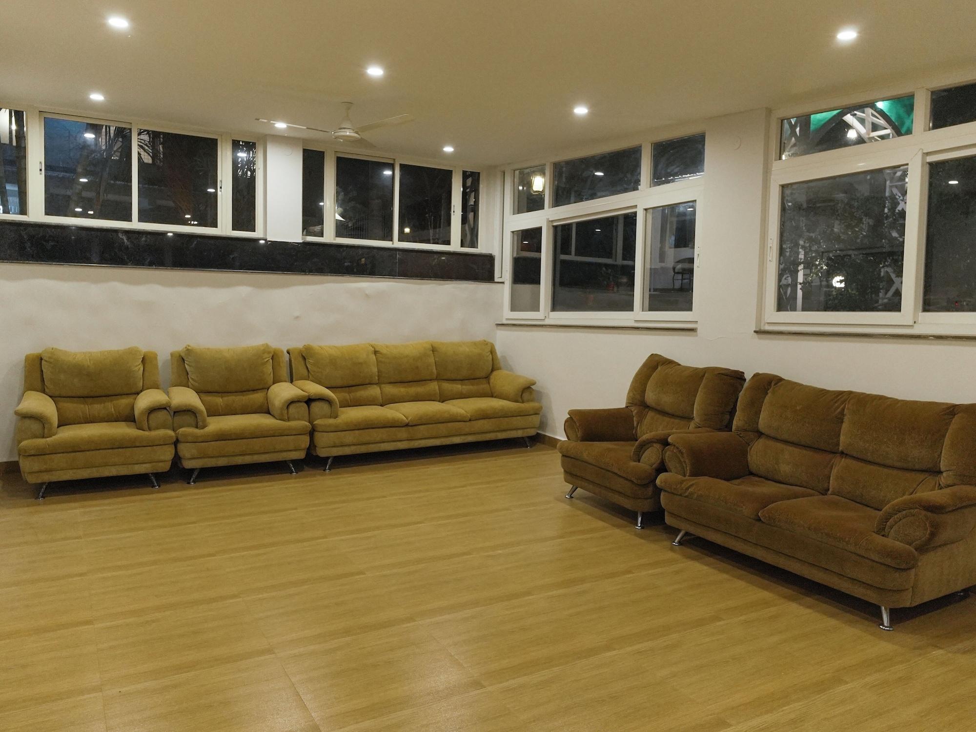 Sala de Reuniones MGM Whispering Wind's Yelagiri