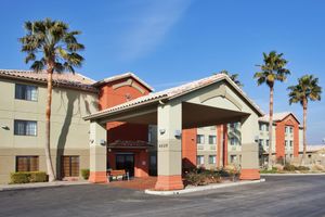 Alojamiento - Holiday Inn Express Westley by IHG