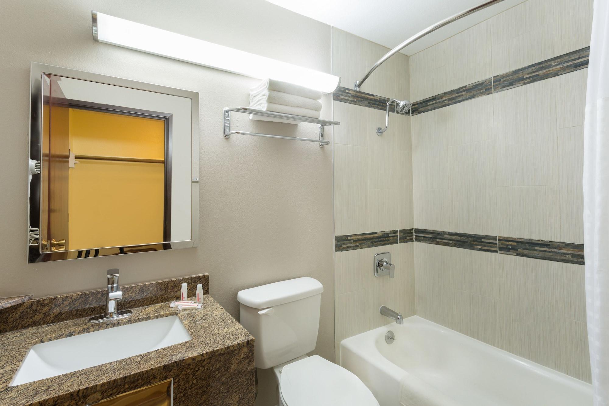 Equipamiento de Habitación Super 8 by Wyndham Chico