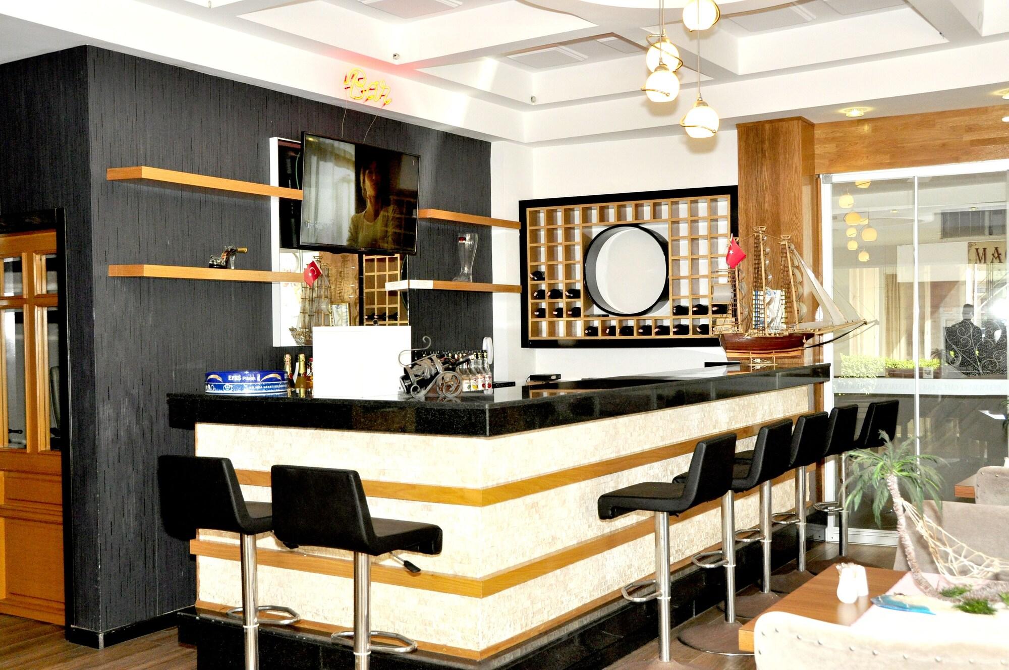 Bar/Salón Magi Apart Hotel