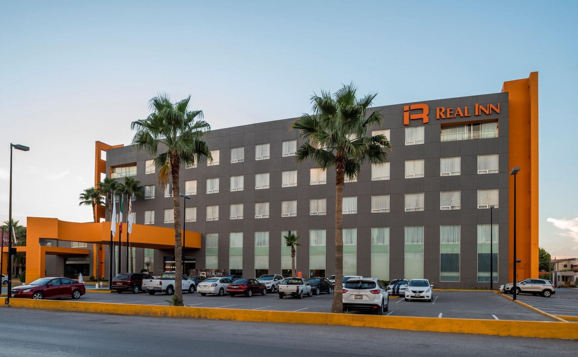 Vista Exterior Real Inn Torreón