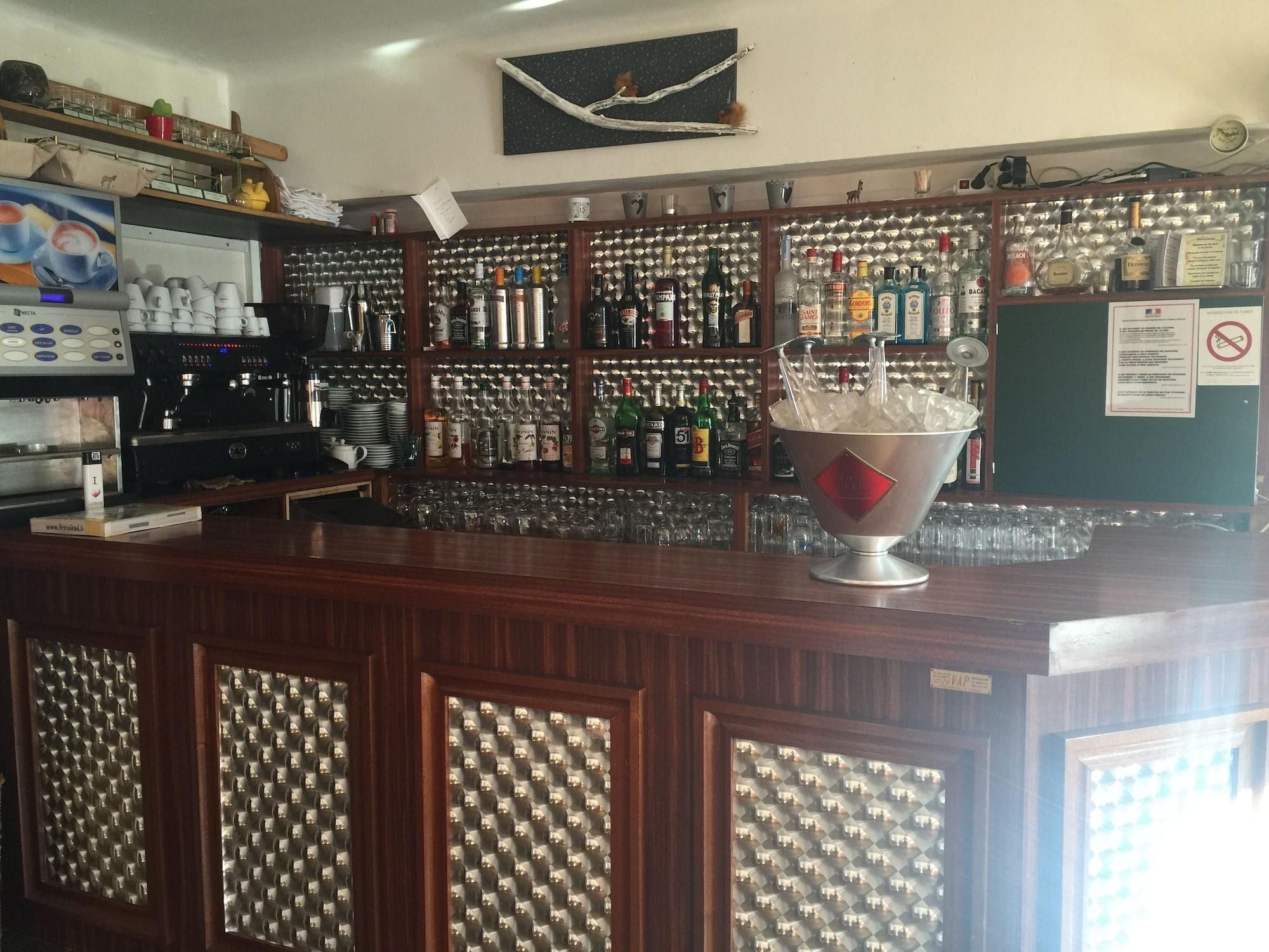 Bar/Salón Hotel Chastellares