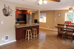 Alojamiento - Quiet Clean and Comfortable Room