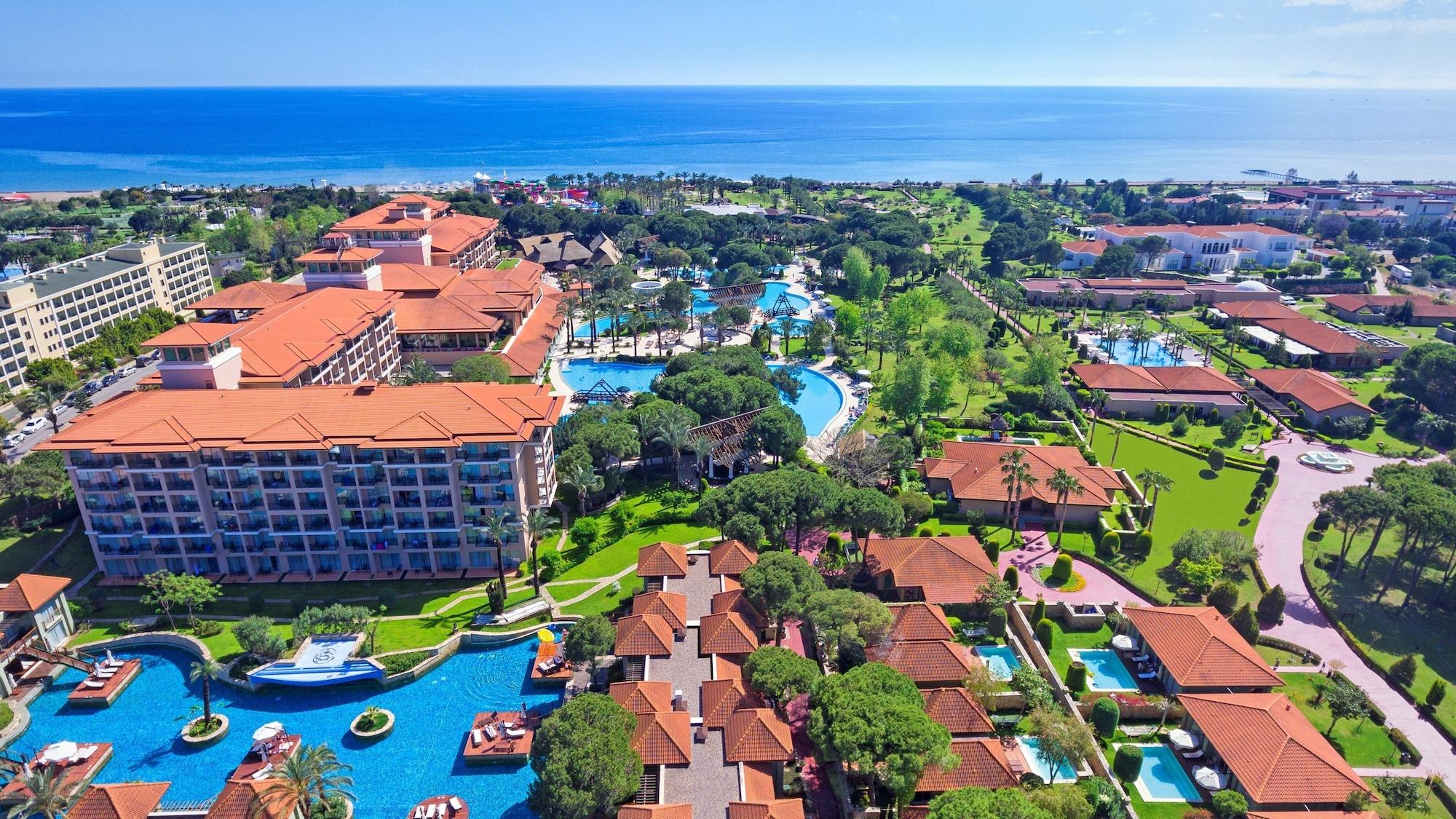 Vista Exterior IC Hotels Green Palace - All inclusive