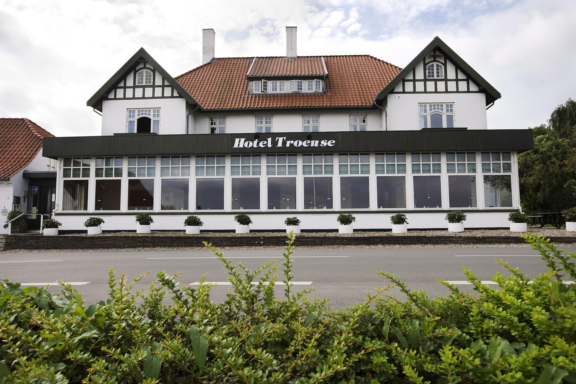 Vista Exterior Hotel Troense