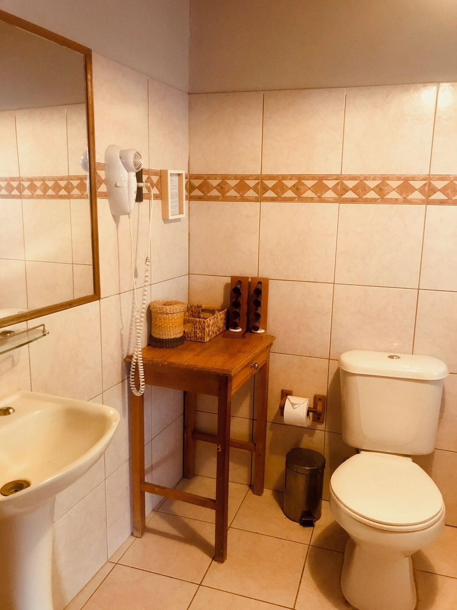 Equipamiento de Habitación HOTEL ALDEA