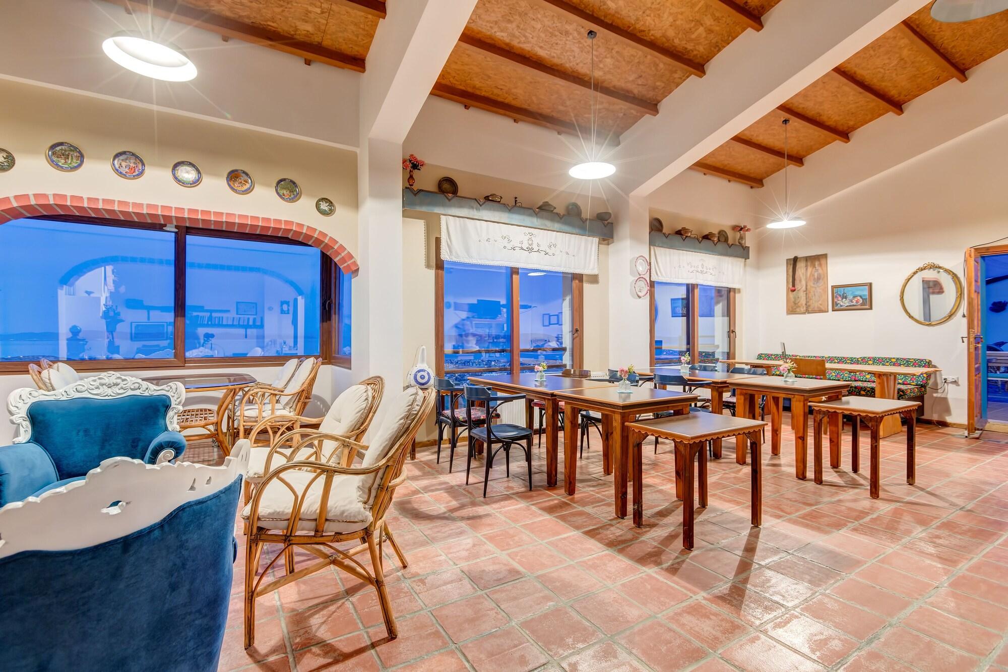 Vista Lobby Mavi Keci Otel