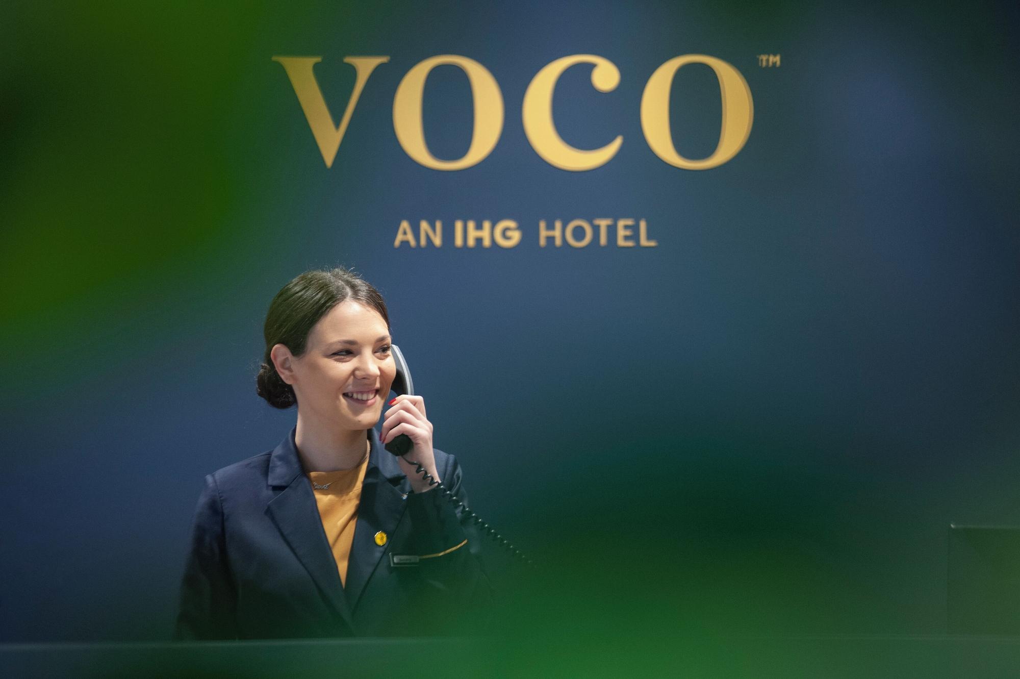 Vista Lobby voco Podgorica by IHG