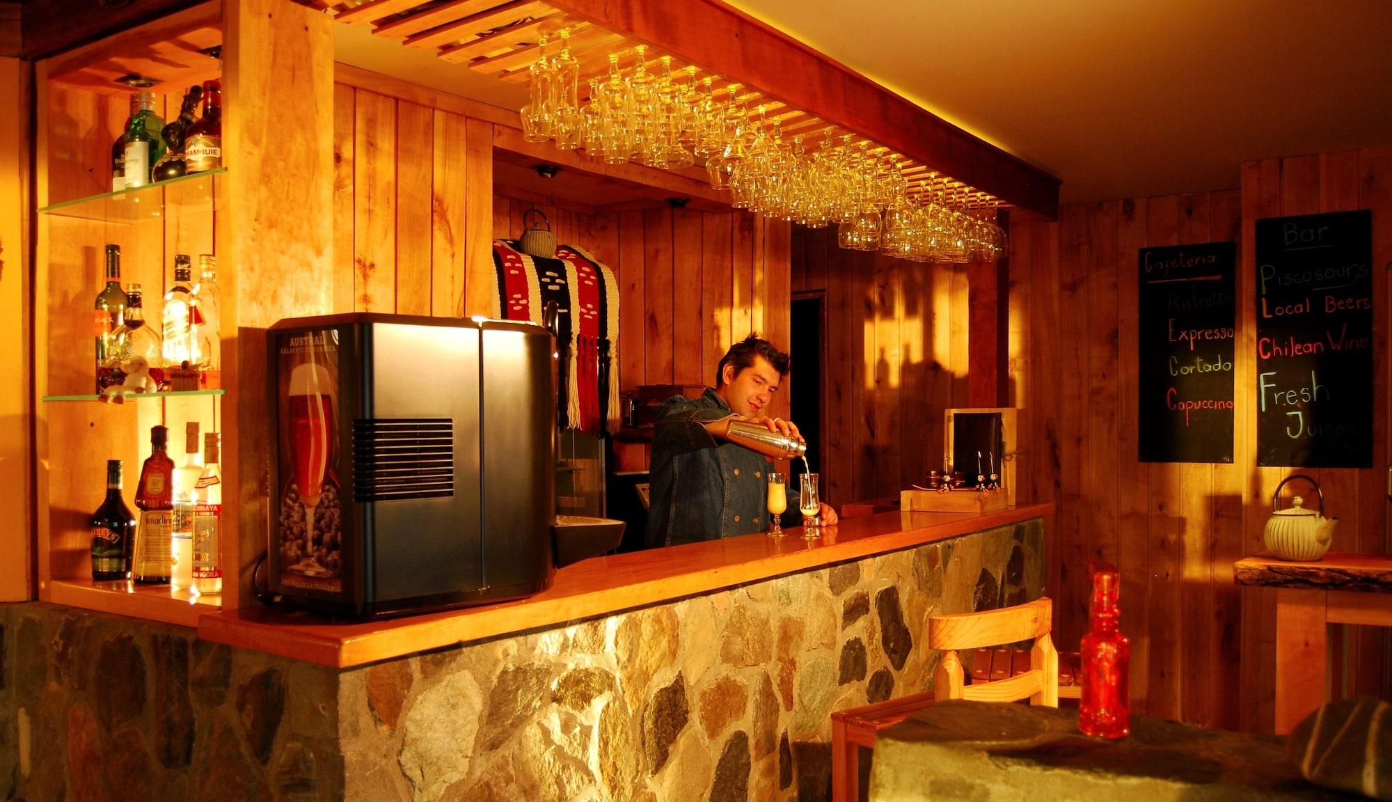 Bar/Salón Weskar Patagonian Lodge