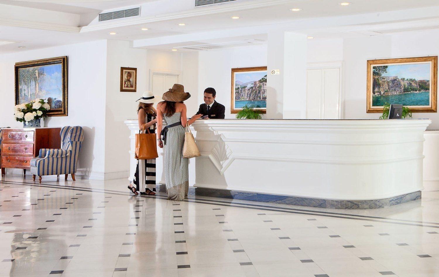 Vista Lobby Grand Hotel Riviera