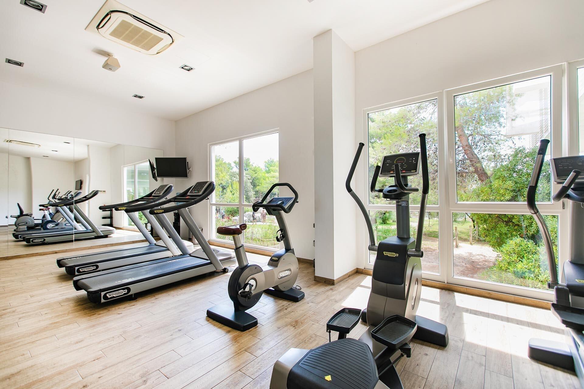 Gimnasio Amadria Park Camping Mobile Homes