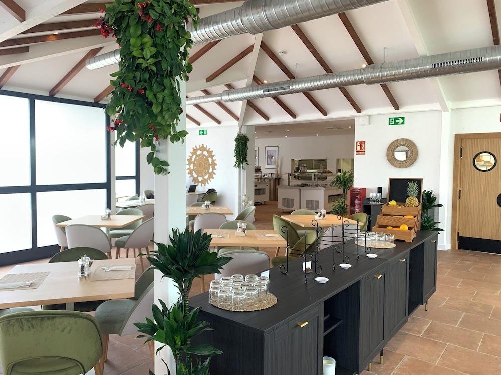 Restaurant Hotel Inmood San Roque