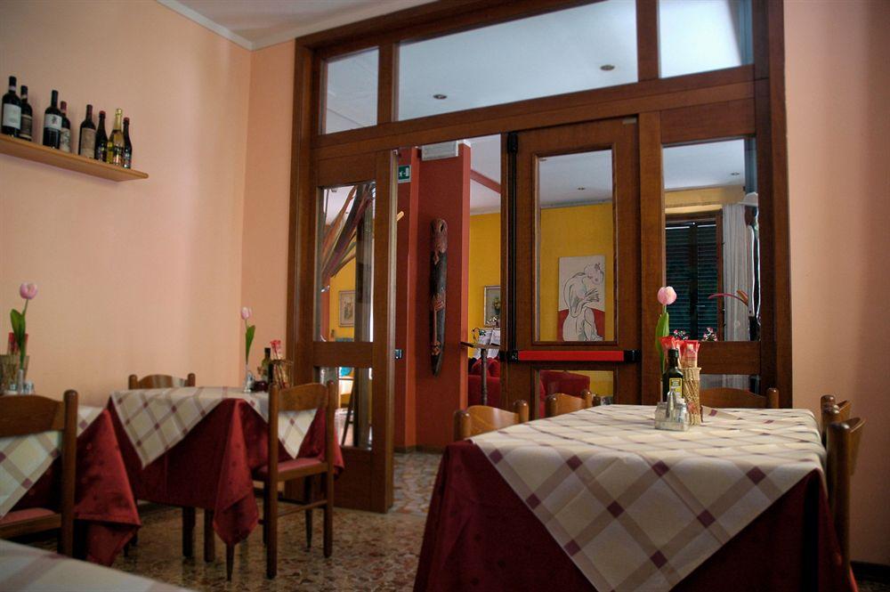 Comodidades del Alojamiento Hotel Splendid