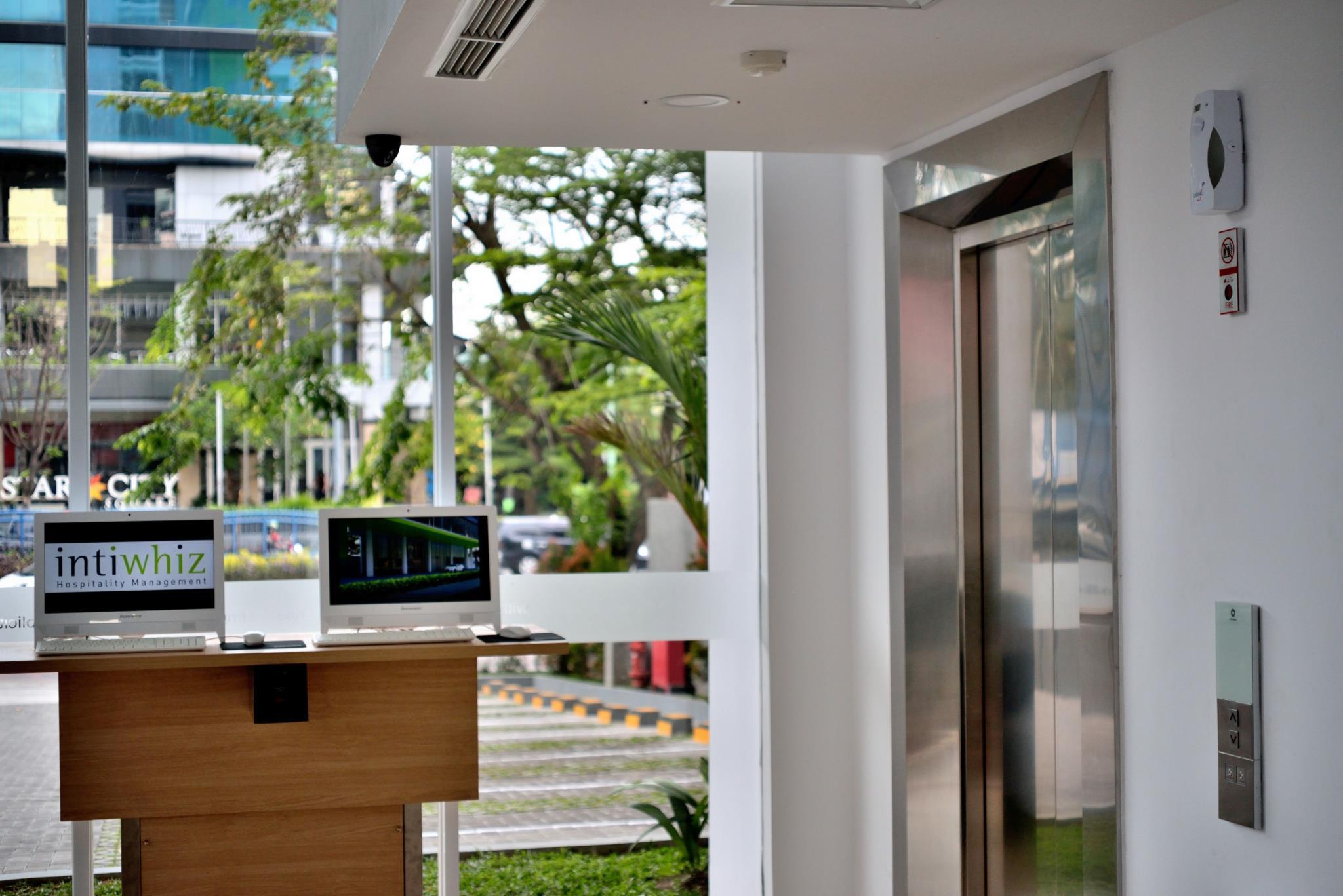 Vista Lobby Whiz Hotel Sudirman Pekanbaru