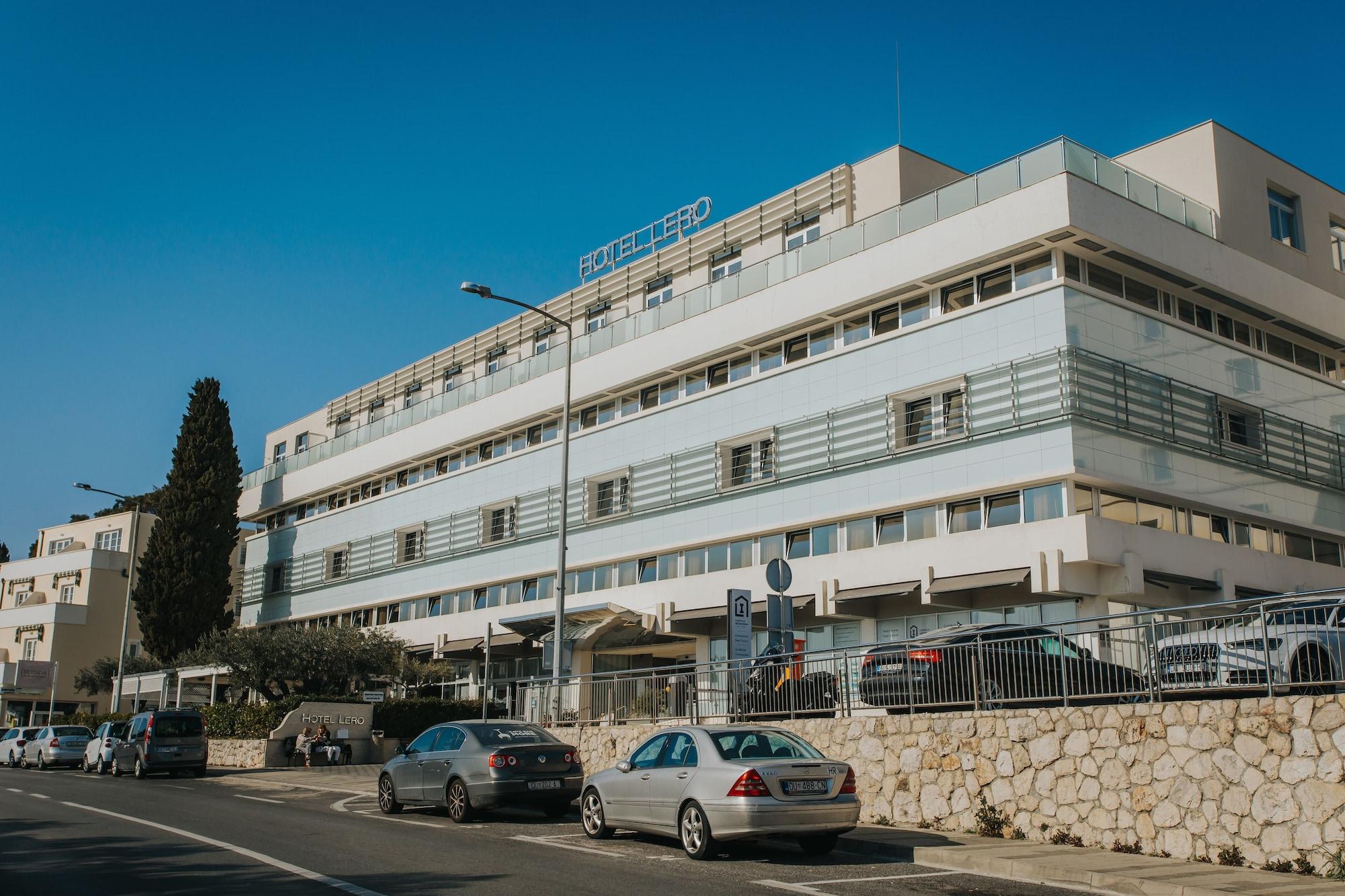Vista Exterior Hotel Lero