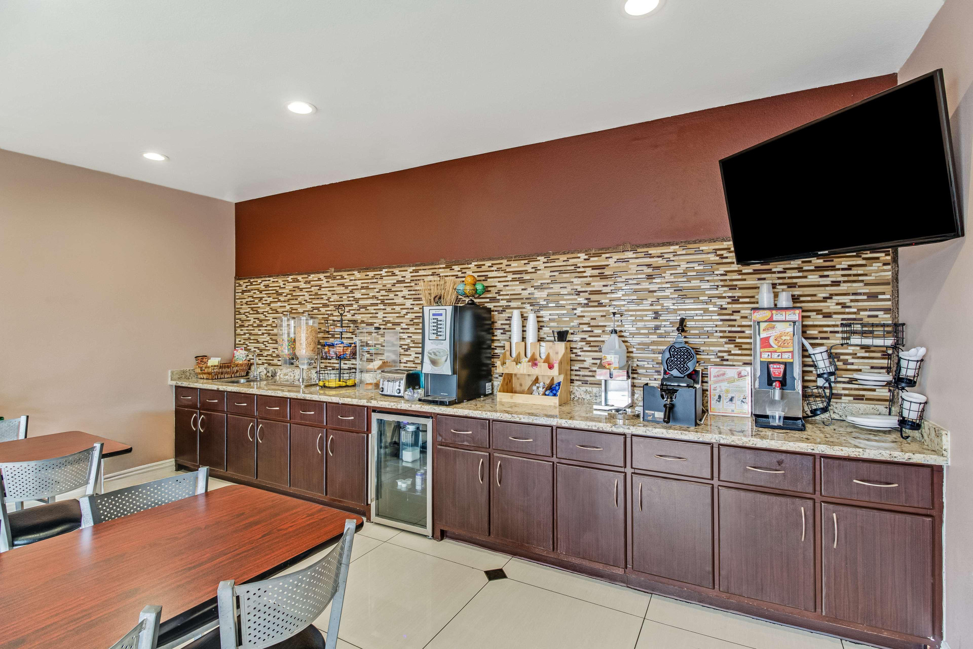 Restaurant Americas Best Value Inn Houston At Fm 529