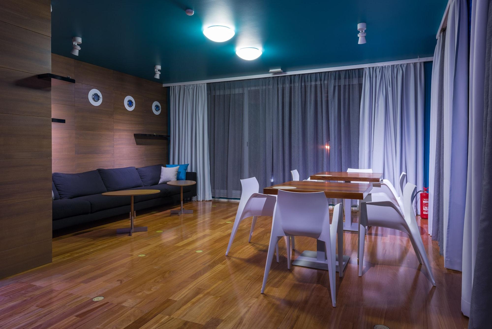 Vista Lobby Villa Azzurra