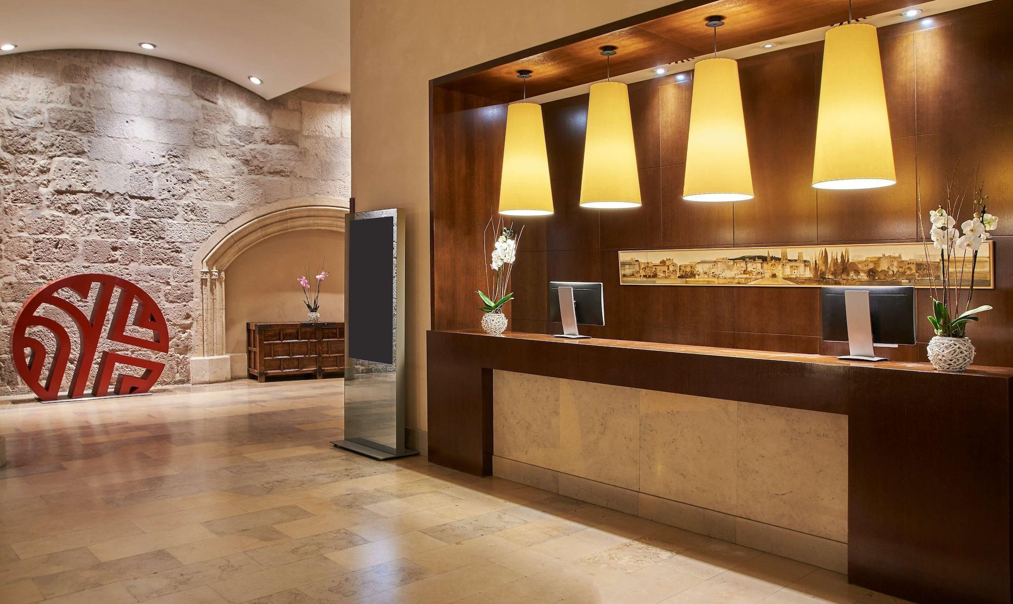 Vista Lobby NH Collection Palacio de Burgos