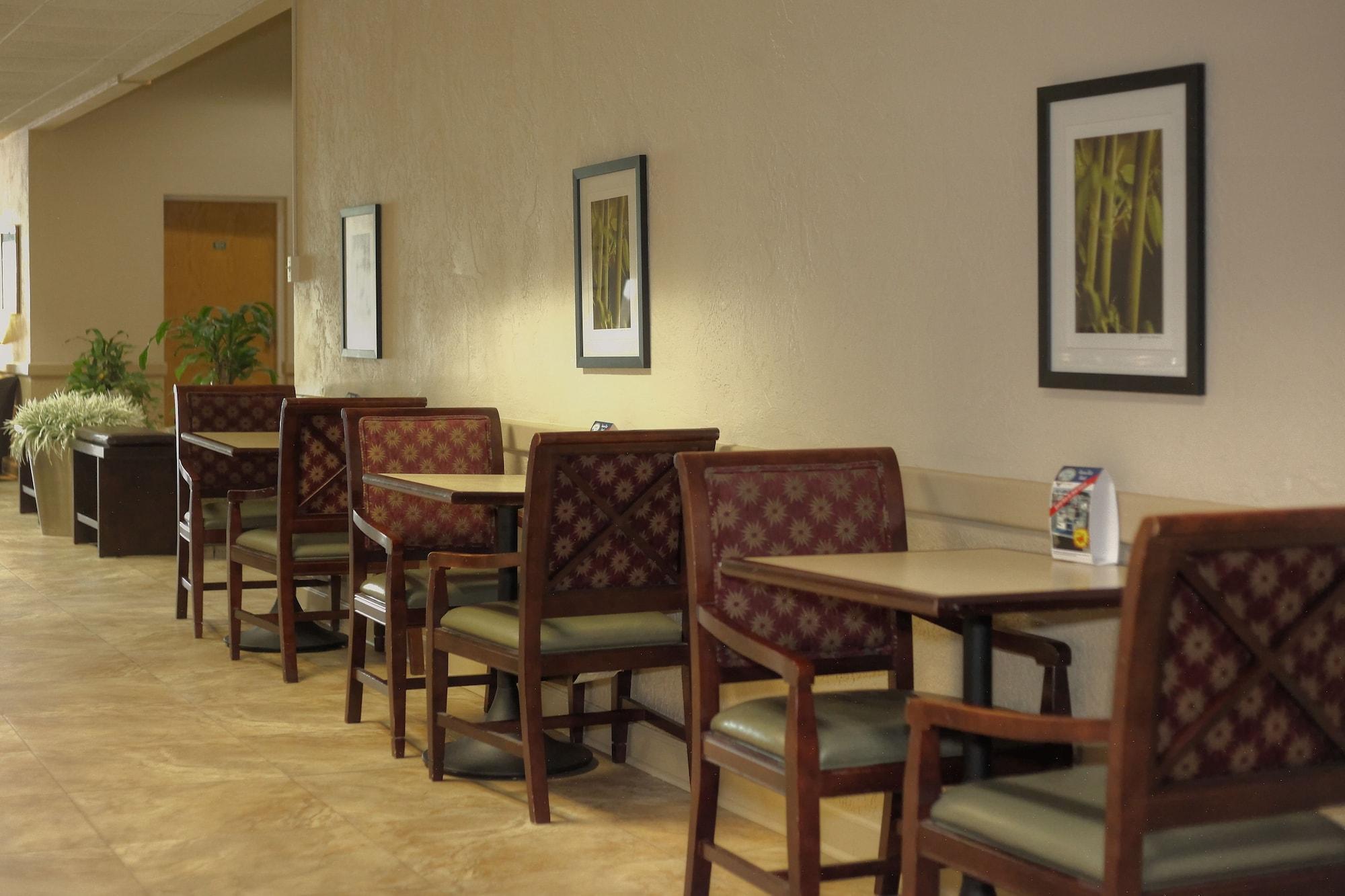 Restaurant Crystal Cove Riverfront Resort