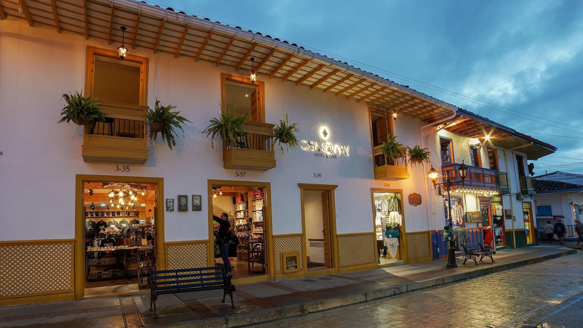 Varios Casa Serafin Hotel