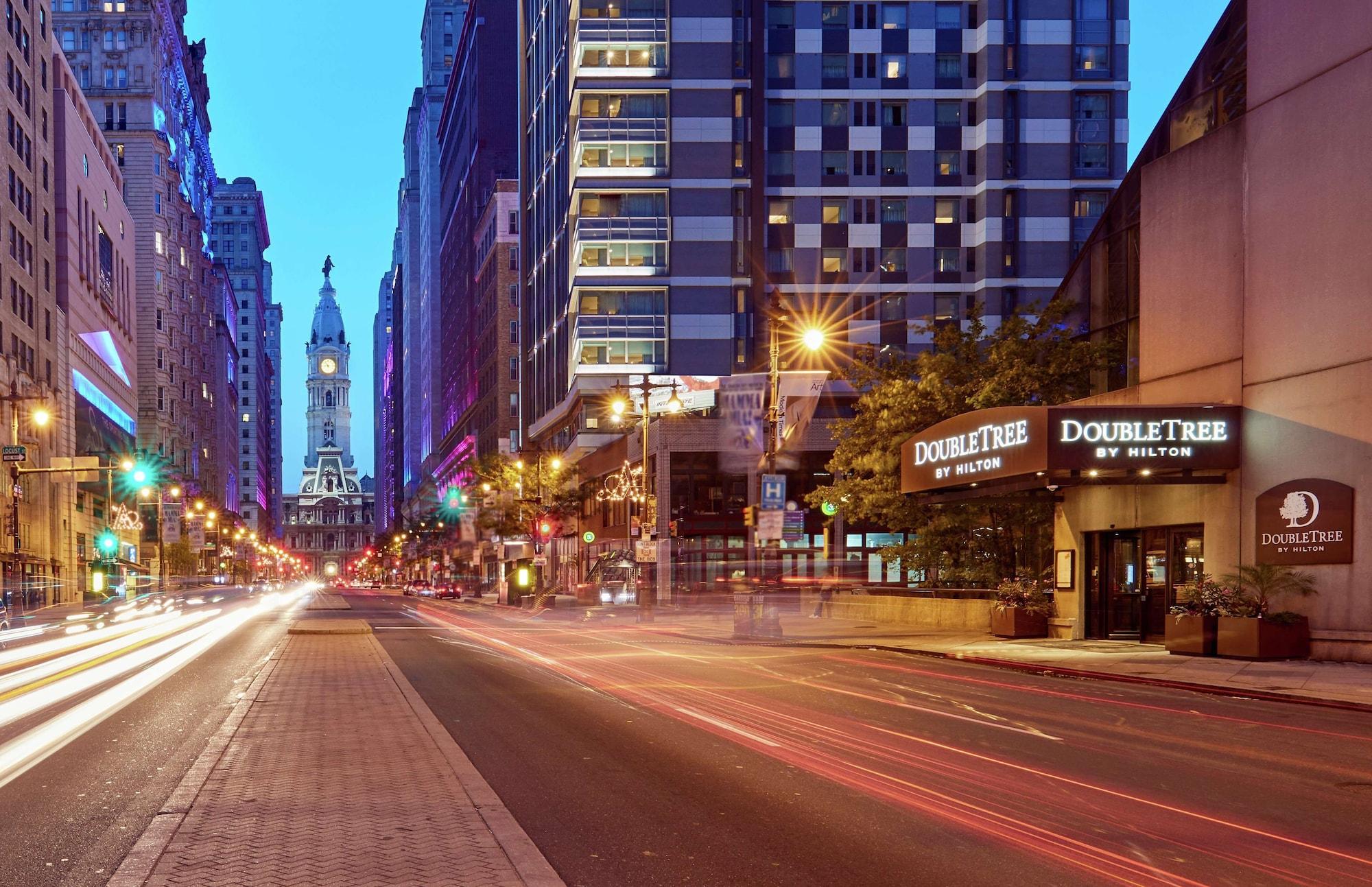 Vista Exterior DoubleTree by Hilton Philadelphia Center City